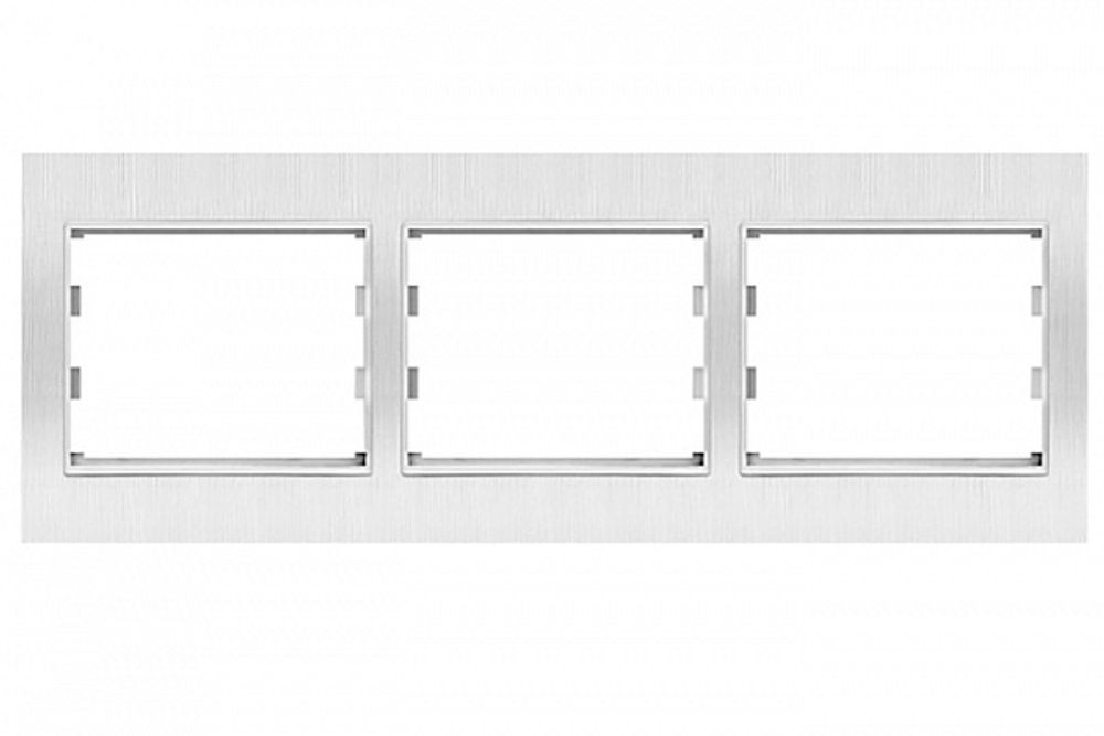Рамка 3 мест Corsa Satin  белый