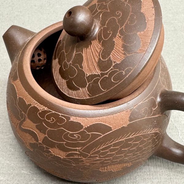 Чайник из исинской глины, 180мл, 131068 (темная и светлая глина)