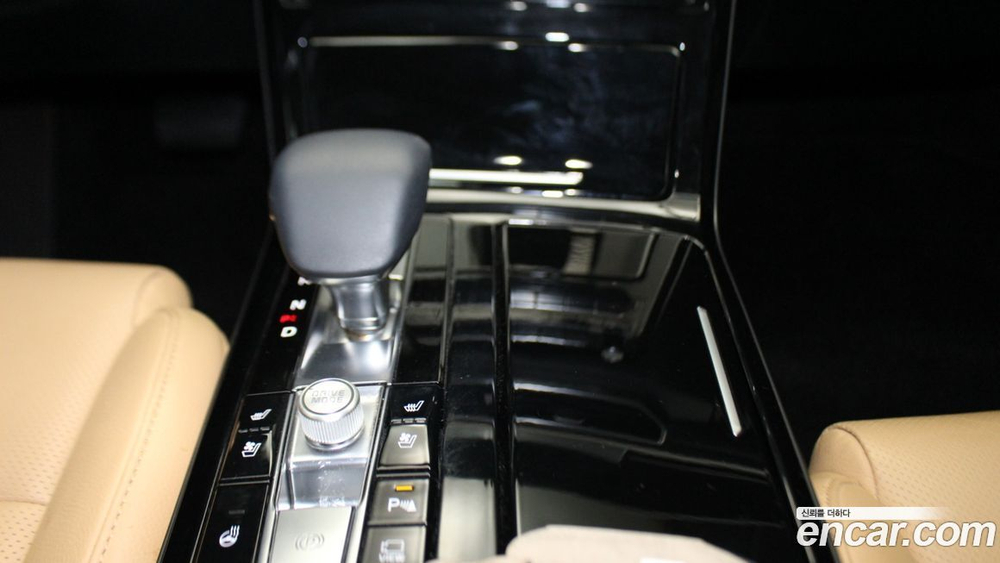 Kia K7 (Cadenza) Premier 2.5 GDI Noblesse (12.2019)