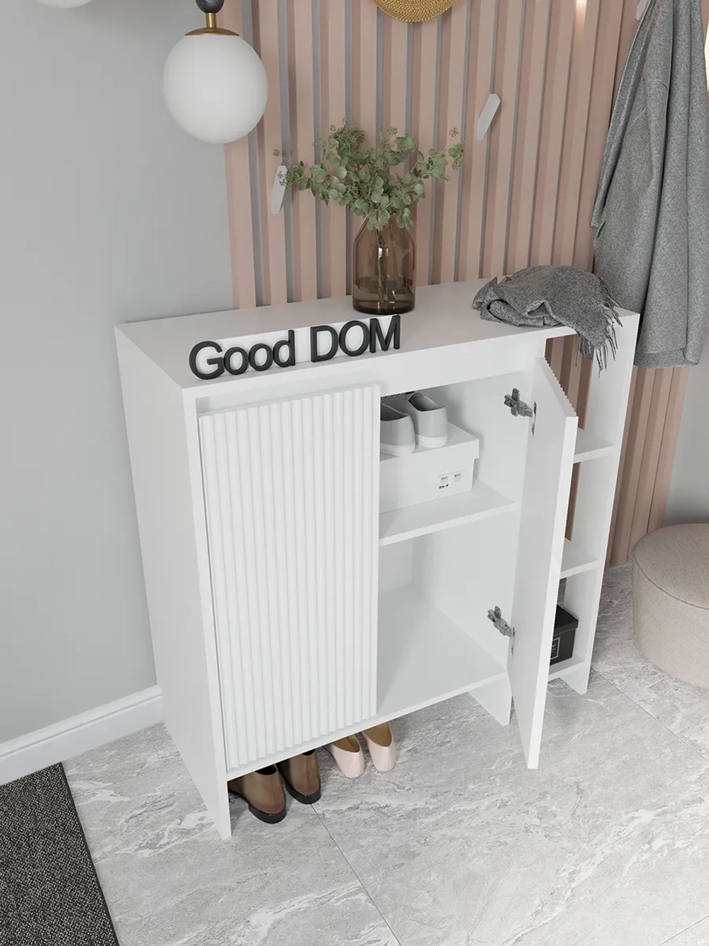 Тумба в прихожую, с дверками и полками