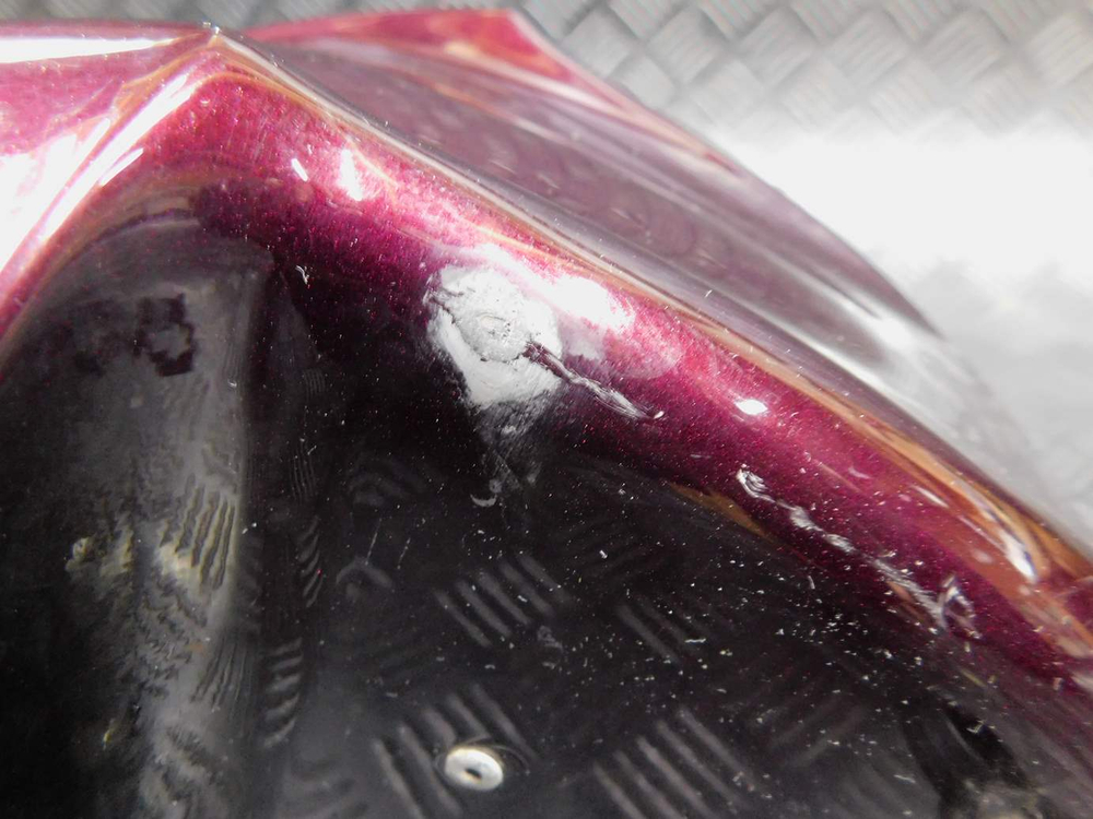 Крыло переднее Kawasaki ZZR 400 98 053134