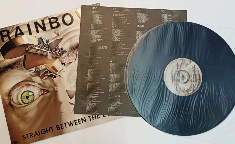 Винтажная виниловая пластинка LP Rainbow Straight Between The Eyes (Japan 1982) (No Obi)