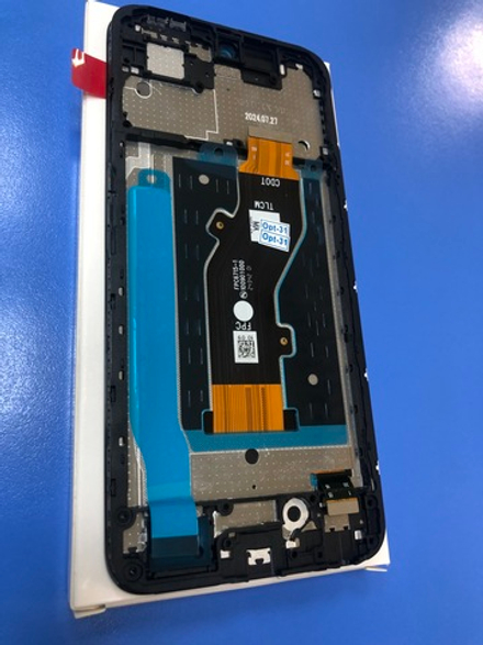 Дисплей в сборе с тачскрином и рамкой чёрный для Infinix Hot 50i Оригинал