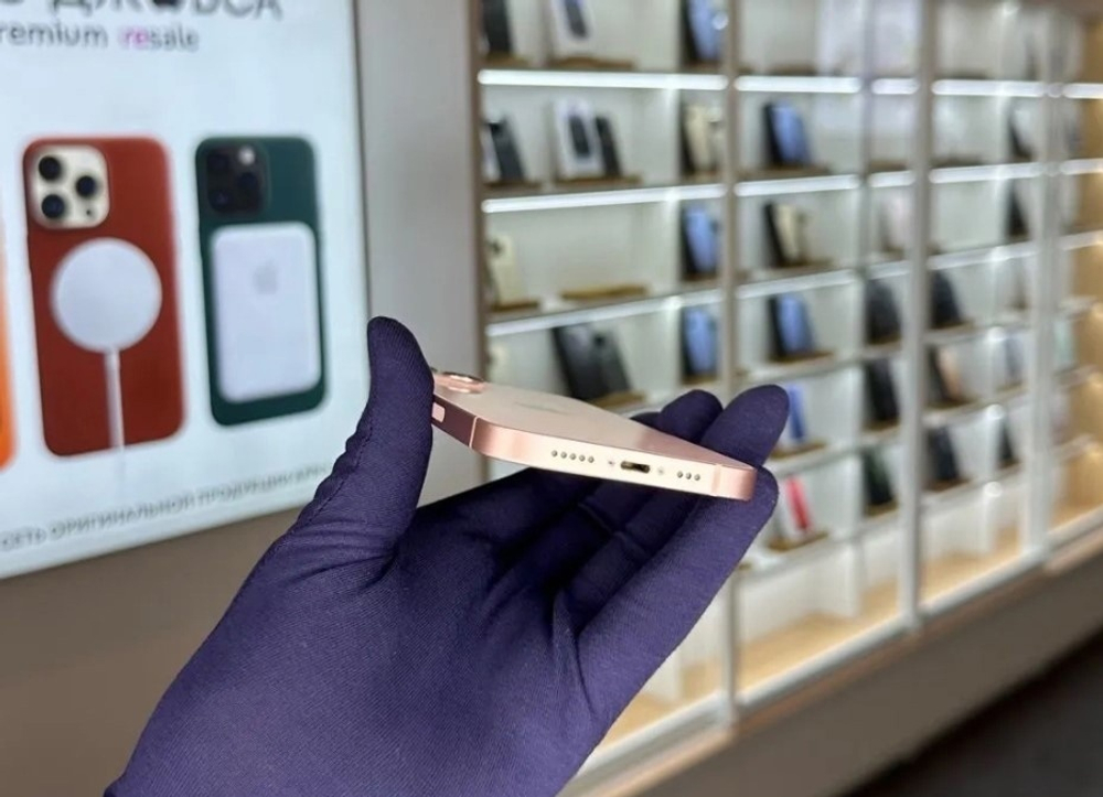iPhone 13, 256 ГБ б/у