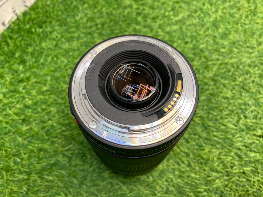 Canon EF 75-300mm 4-5.6 III
