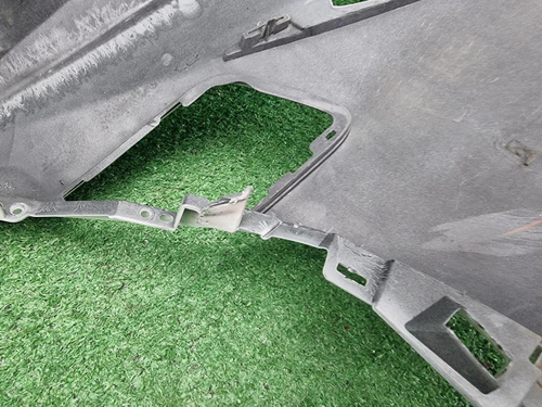 Бампер передний Lexus ES 7 (2018-2021)