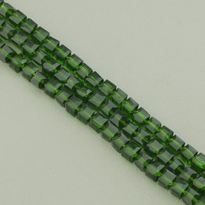 Нитка Чешский хрусталь 57 см. (Без замка) - Зеленая