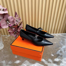 Женские туфли Hermes Kiara черного цвета с ремешком