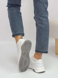 Кроссовки женские демисезонные