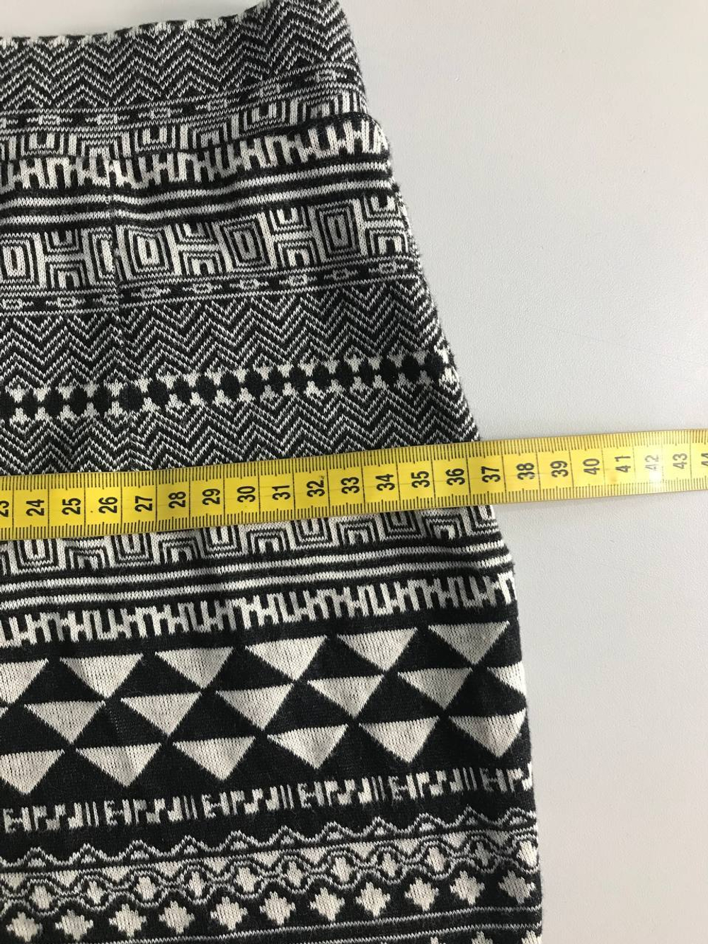 Юбка Sparkle&Fade обтягивающего кроя, маркировка XS, визуально 42 размер