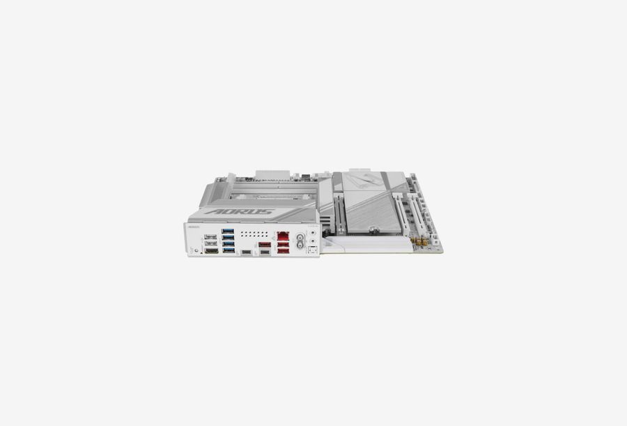 GIGABYTE X870E AORUS PRO ICE_0426709110240