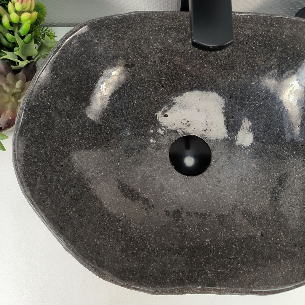 Раковина из речного камня RS-64894 44*37*15 0861