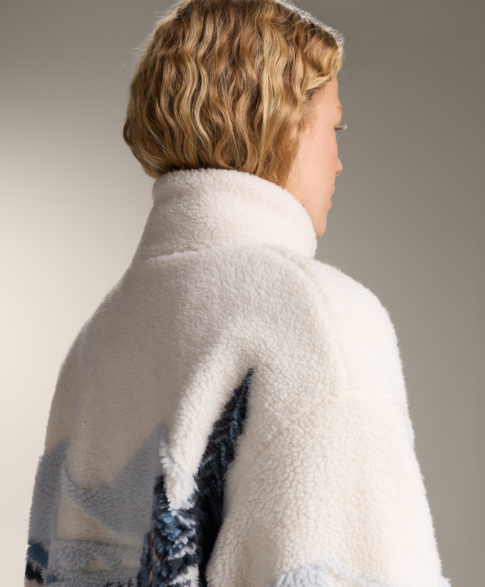 Oysho Куртка из искусственной овчины с горным принтом, экрю