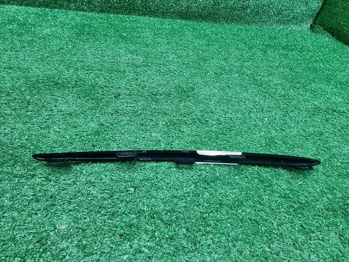 Молдинг переднего бампера Mercedes GLE V167 18-24