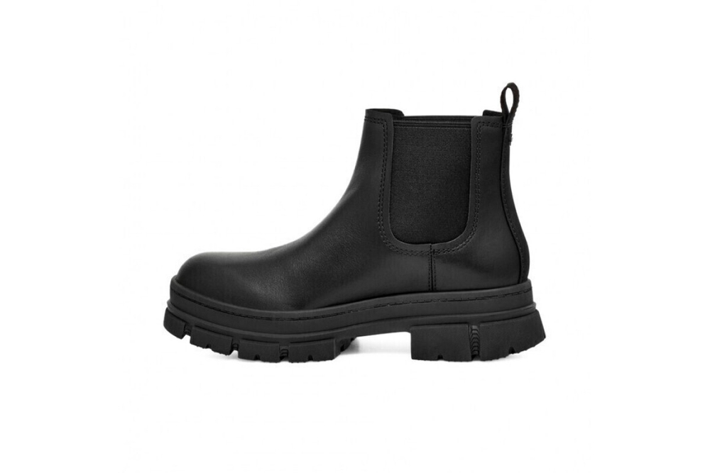 UGG Ashton Chelsea Black