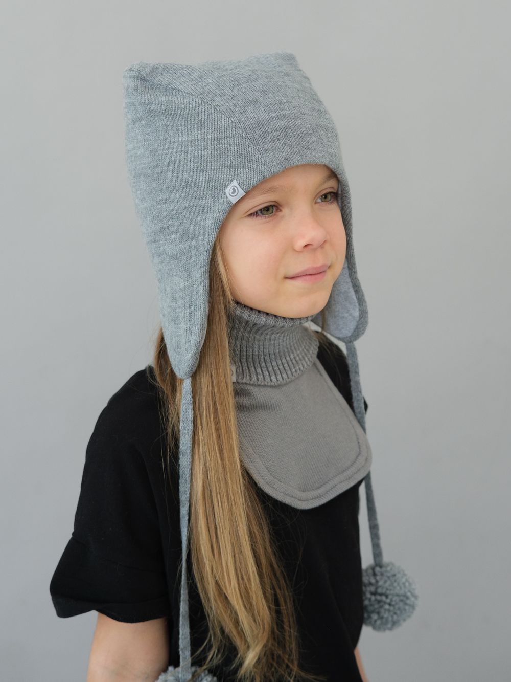 Шапка весенняя/осенняя вязаная (Пепельный) КОШКА ЭНИ ТИН