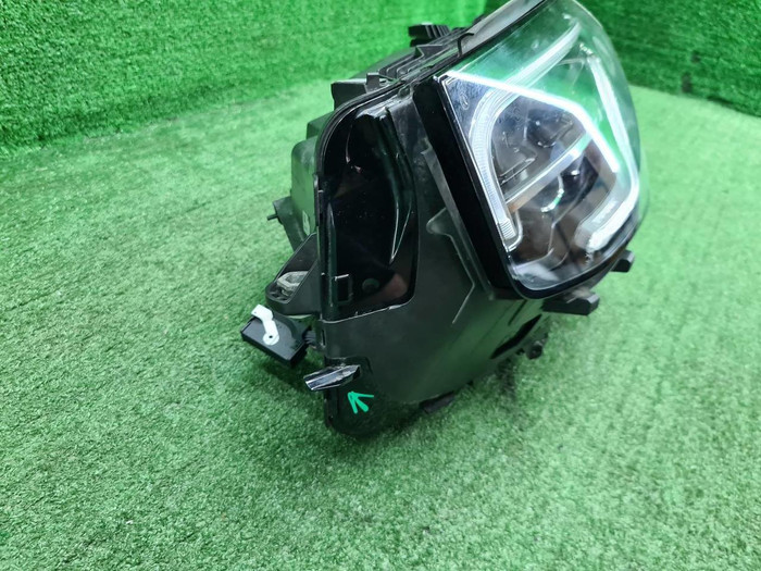 Фара левая Mercedes GLC X253 (2019-2022) LED