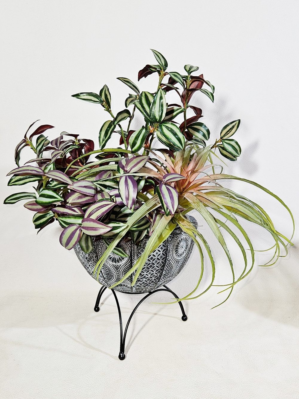 Кашпо Патио серое малое