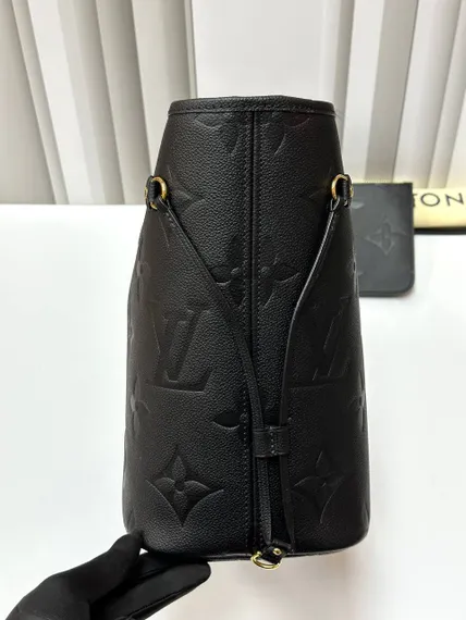 Сумка Louis Vuitton Neverfull MM черный