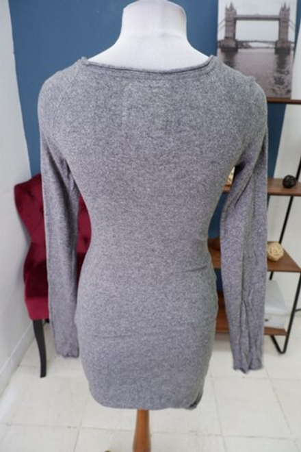 Платье H&M лаконичное 42 размер