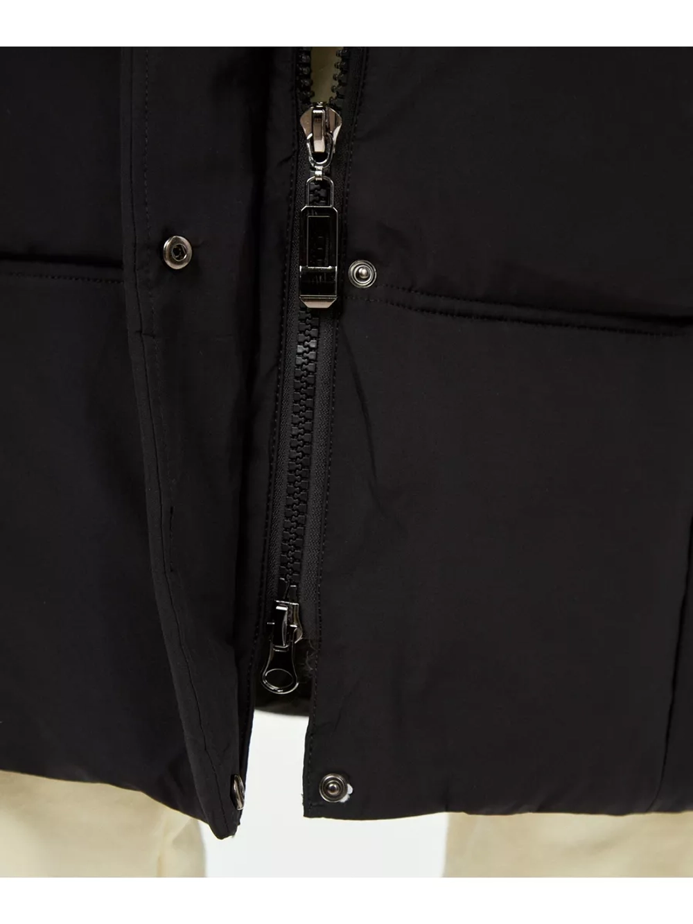 Пуховик зимний длинный с капюшоном оверсайз