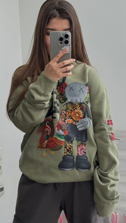 Свитшот с ручной росписью Kwas