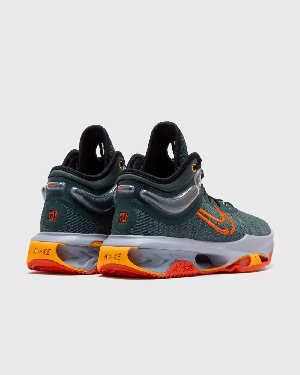 NIKE AIR ZOOM G.T. JUMP 2 EP (VINTAGE GREEN/SAFETY ORANGE VERT VINTAGE/ORANGE SECURITE) 10