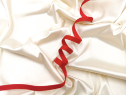 Бретелечная резинка без фестонов, 10 мм, красная (алая), (Арт: BR640/10-100), м