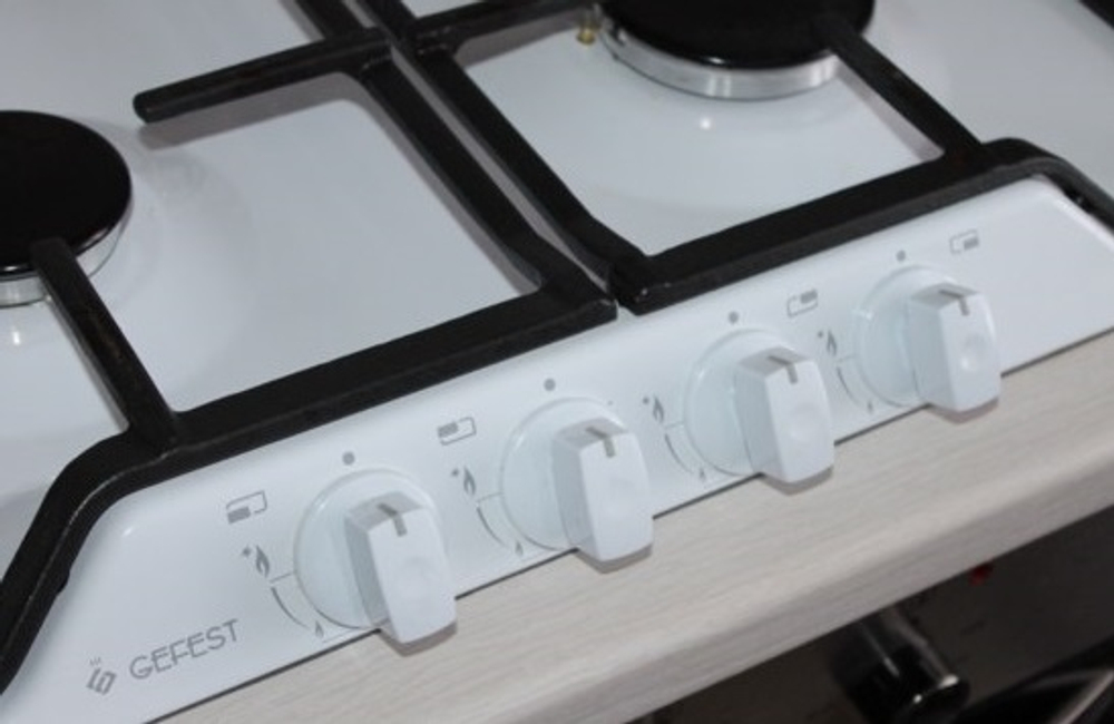 Поверхность варочная Гефест ПВГ 1212 К82 (бел.) "ретро"