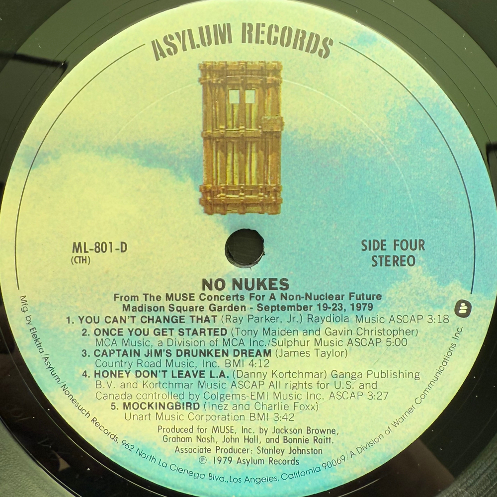 Сборник No Nukes - The Muse Concerts For A Non-Nuclear Future 3LP (США 1979г.)