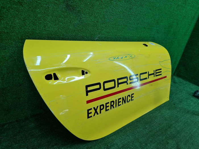 Дверь правая Porsche 911 991 (2015-2019)