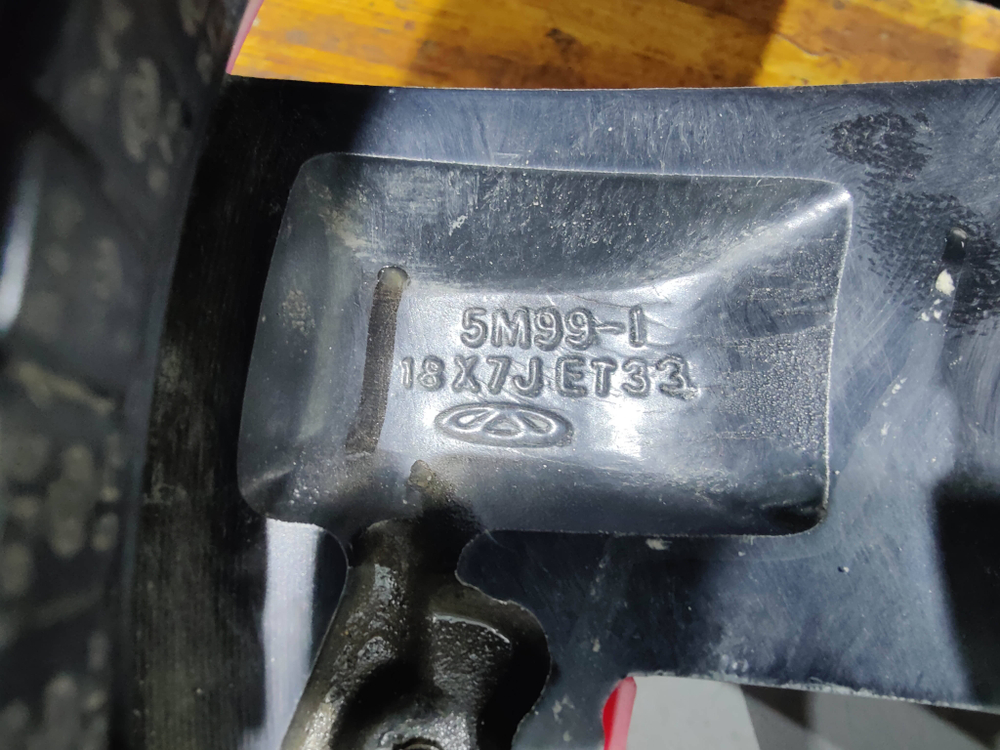 Диски колесные литые R18 комплект 4шт. Omoda C5 22-нв Б/У Оригинал 203000450AA