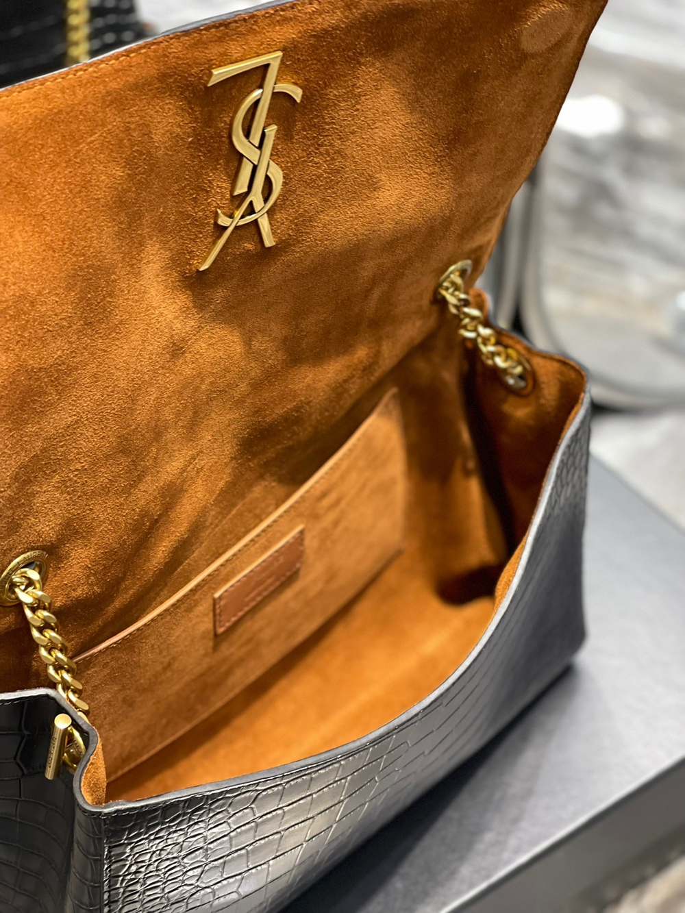 Saint Laurent Kate Medium Reversible Chain Bag 28 cm