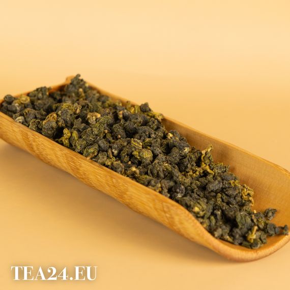 Чай сы цзи чунь (Четыре сезона весны)