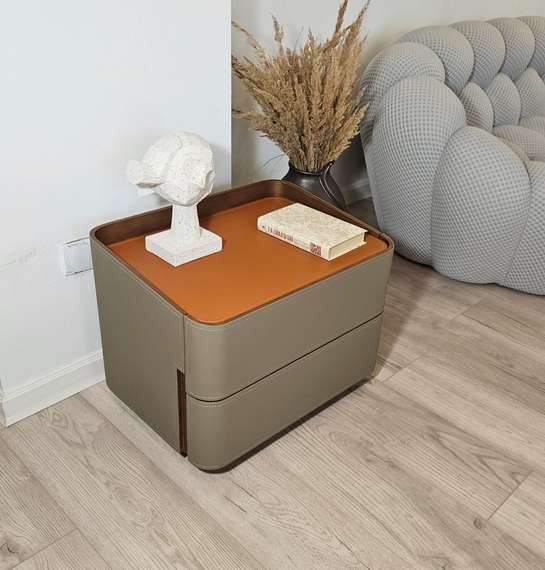 Тумба прикроватная Fidelio, бежевая экокожа, шпон ореха