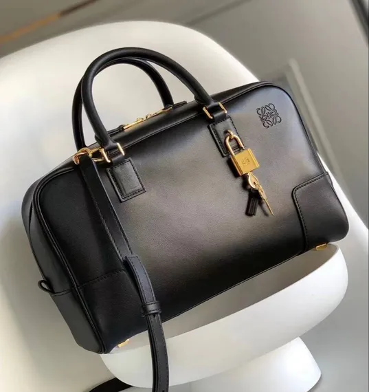 Сумка LOEWE Amazona 28 из телячьей кожи наппа