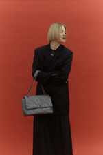 KELLY M серая
