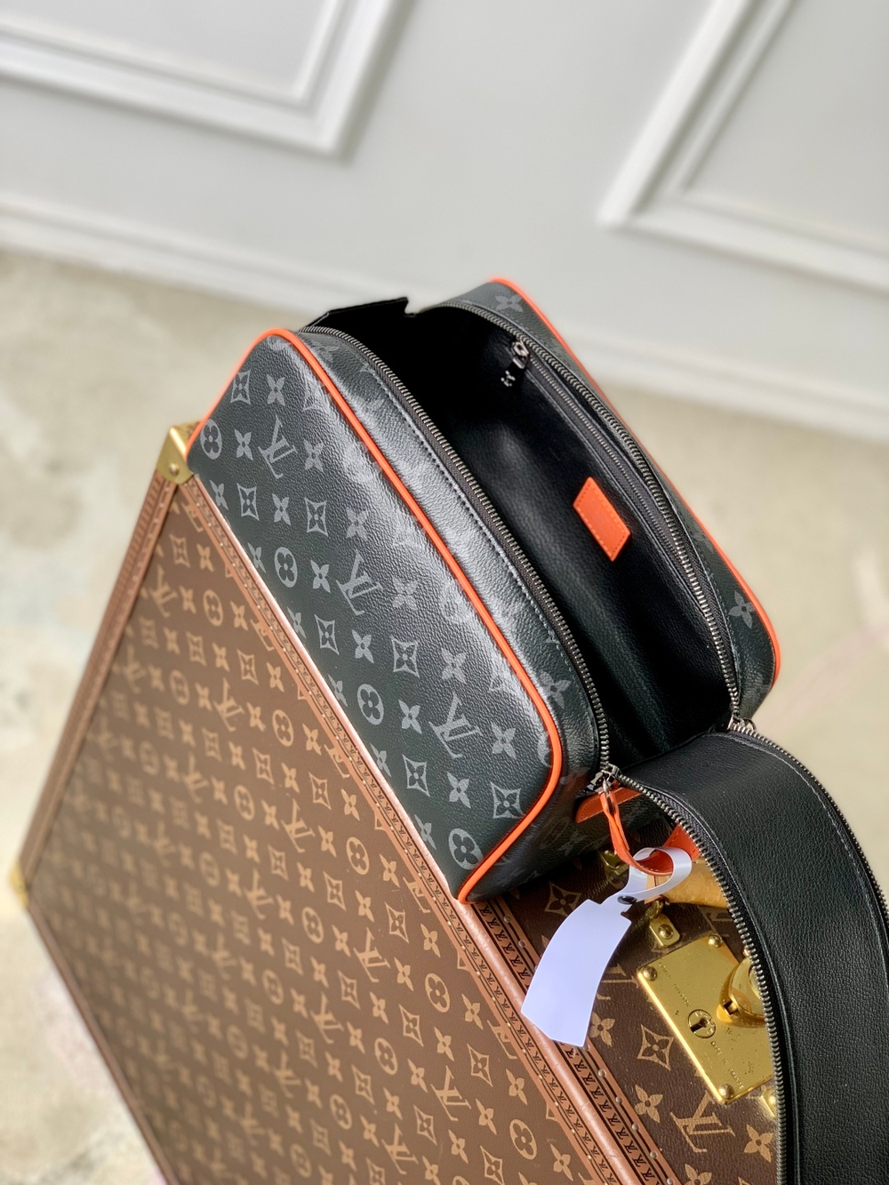 Louis Vuitton Dopp Kit Toilet Pouch