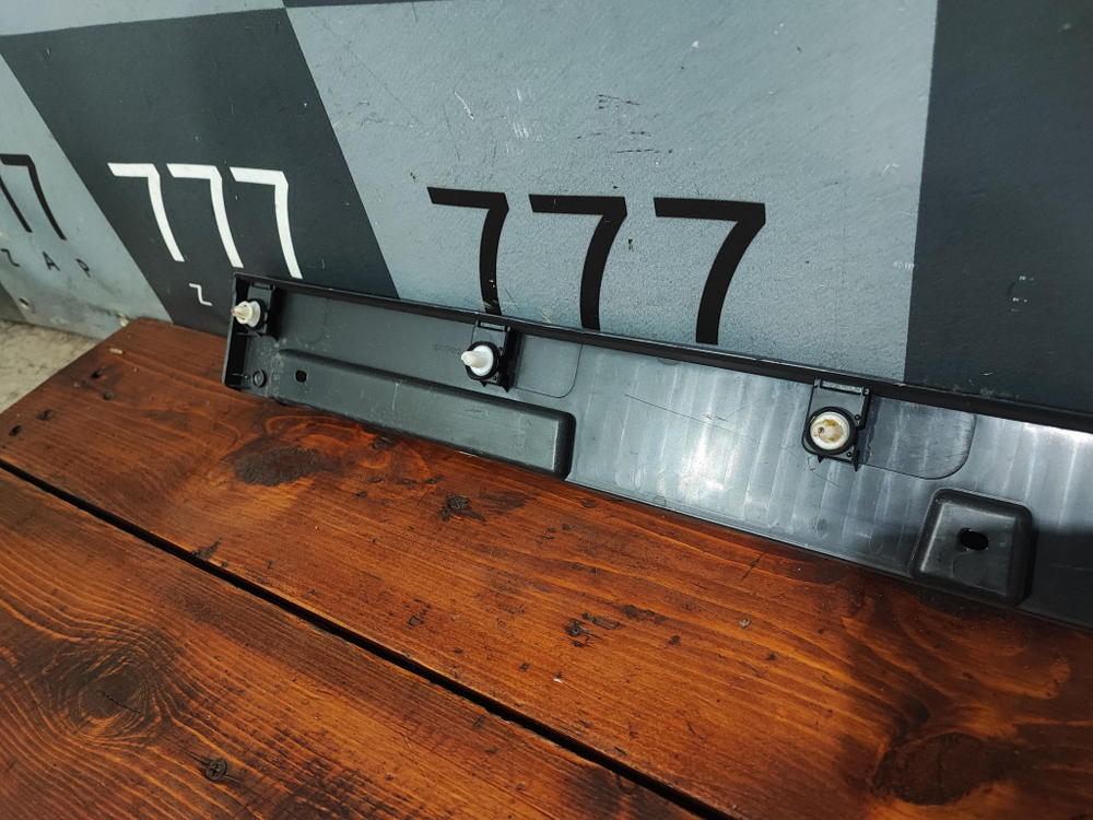 Накладка порога правая Chery Tiggo 8 Pro 20-22 Б/У Оригинал 609000089AA