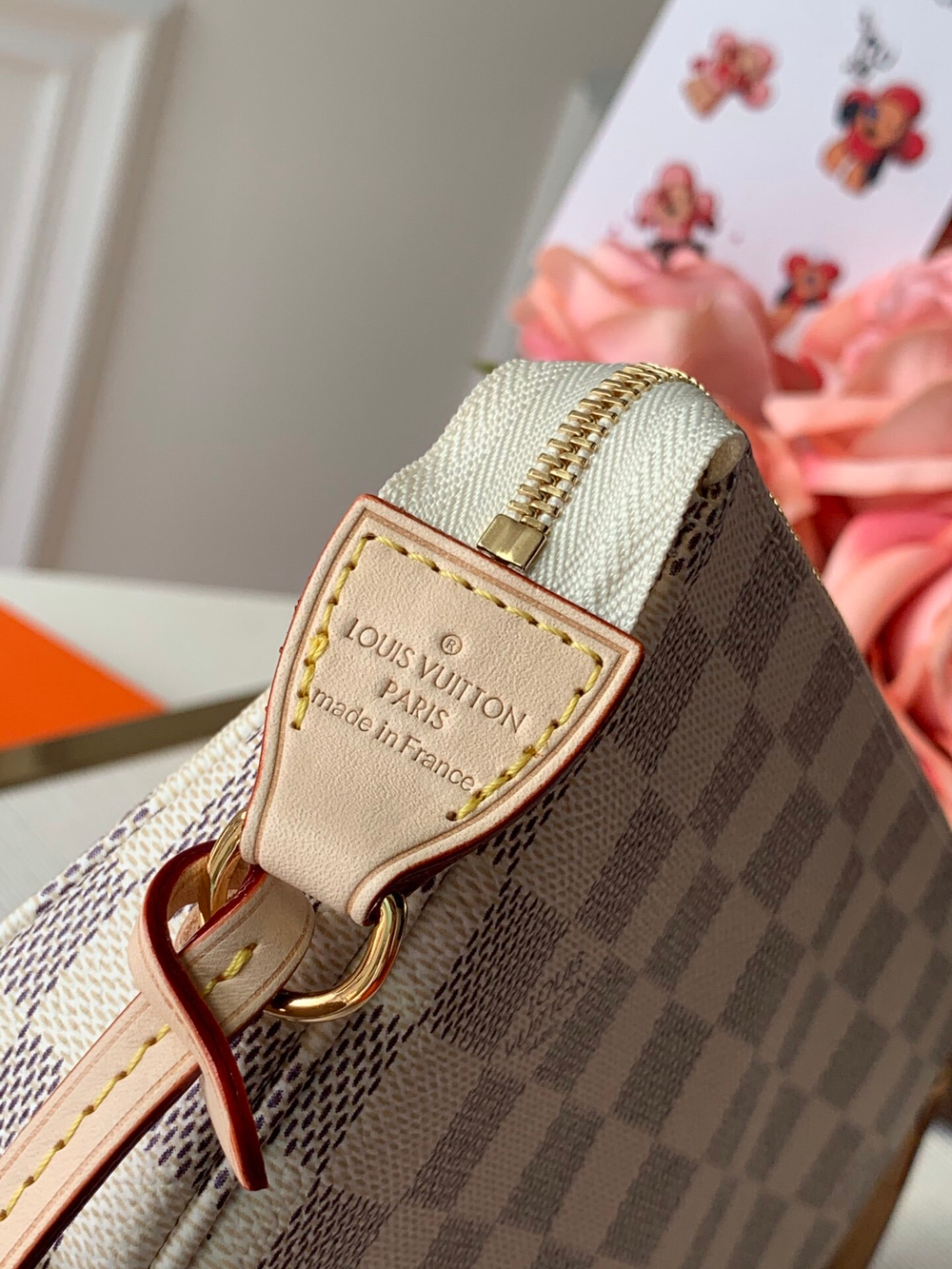 Louis Vuitton Pochette Accessoires
