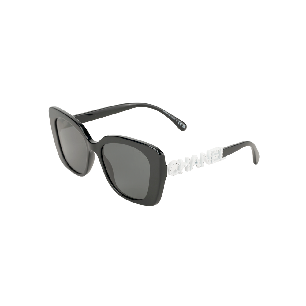 CHANEL Plate Frame Injection Molded Square Sunglasses Unisex Black