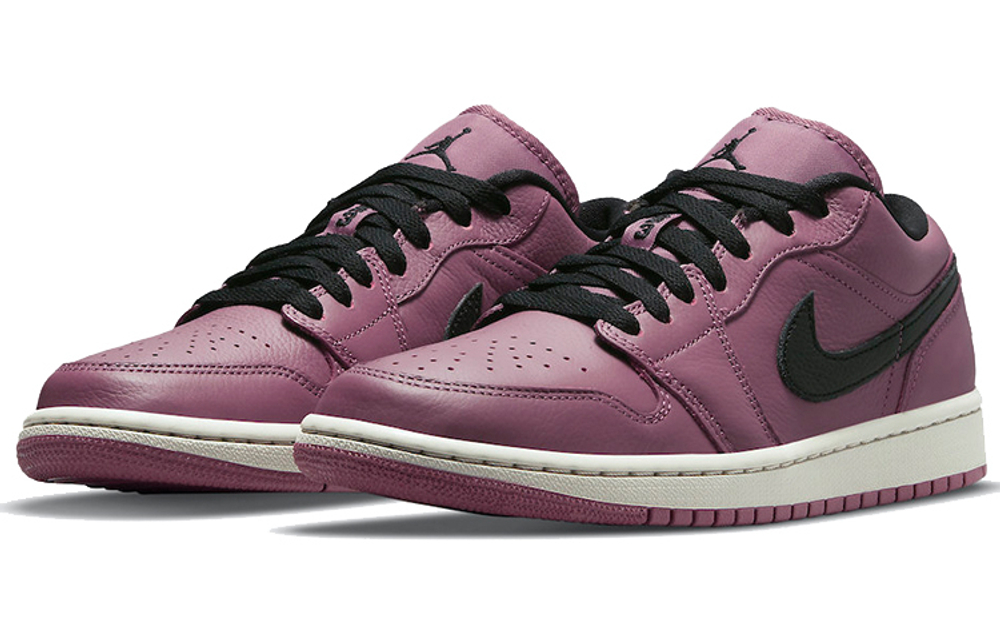 Кроссовки Jordan Air Jordan 1 Low "Magenta" (Женская размерная сетка)