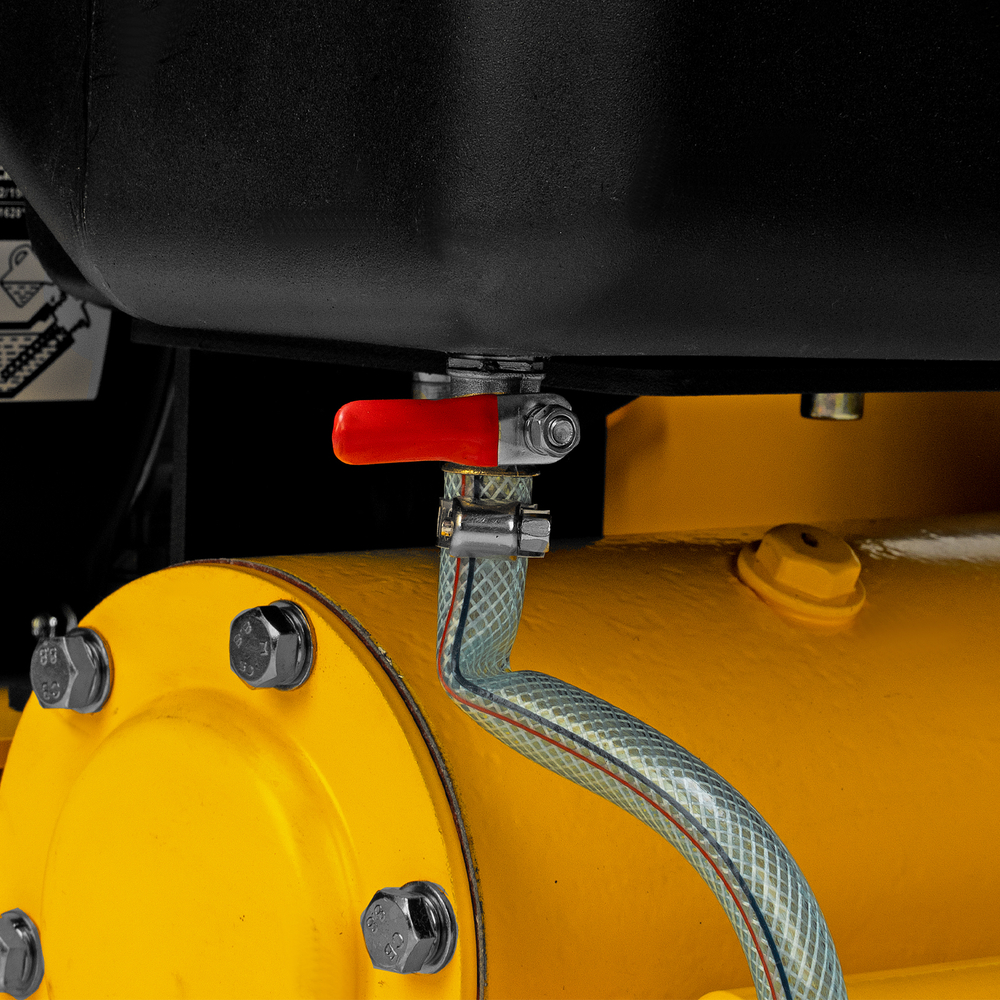 Виброплита бензиновая VC-30W, 30 кН, 60*45 см, 196 см3, бак для воды Denzel