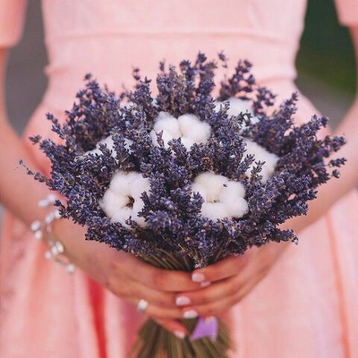 Букет сухоцветов из лаванды и хлопком