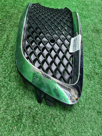 Решетка переднего бампера Mercedes V w447 (19-нв)