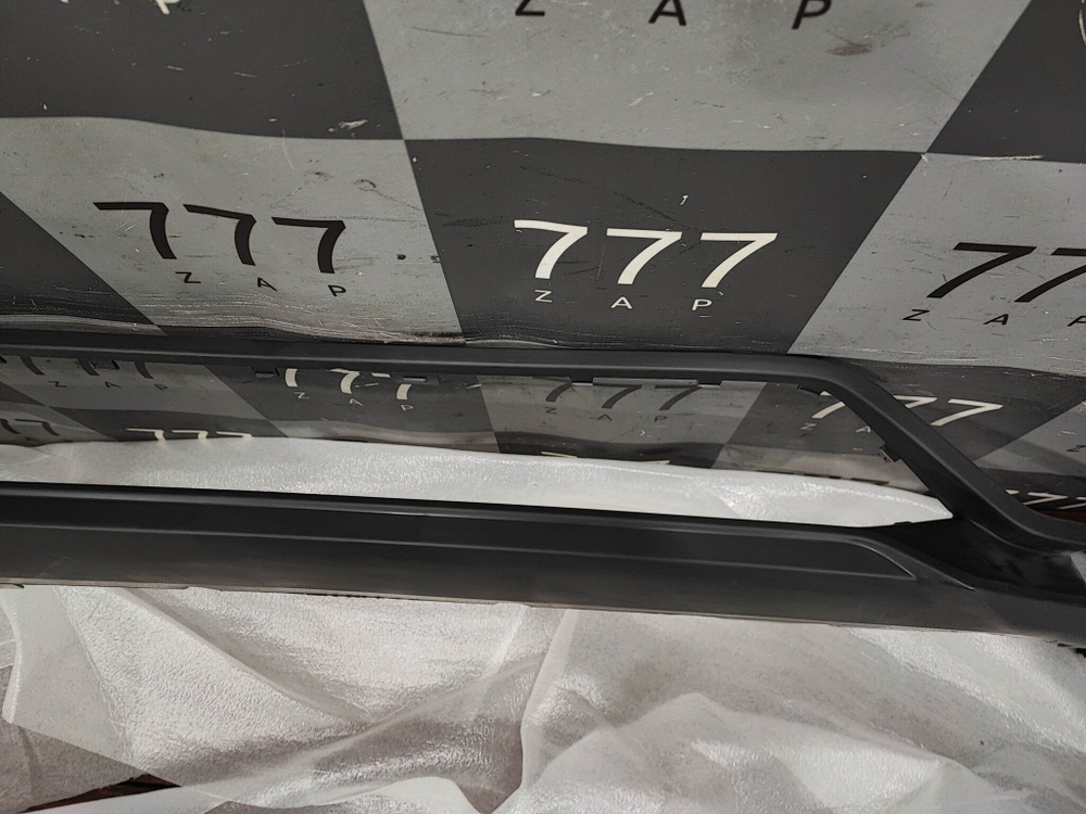 Юбка переднего бампера Volvo XC90 2 14-19 Новая Оригинал 31663527