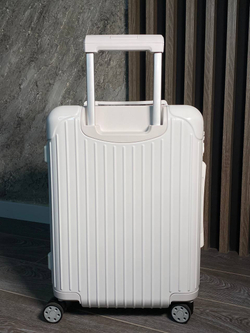 Чемодан Rimowa