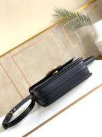 Louis Vuitton Pont 9
