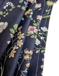 Простынь на резинке "Botany" 180х200 см  Сказка сатин