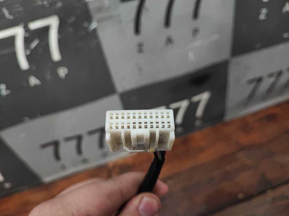 Проводка заднего бампера Mitsubishi Outlander 3 12-нв Б/У Оригинал 8510J305